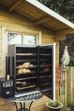 Bradley Digital Smoker 4-Rack / Elektro Räucherofen -GrillProfi Verkaufs-Shop 13238 Bradley Digital Raeucherofen