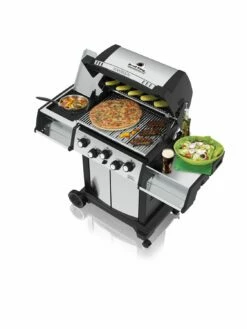 Broil King Sovereign 390 Gasgrill Inkl. Drehspieß -GrillProfi Verkaufs-Shop 16930 987882 Broil King Sovereign Open