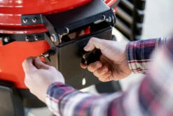 Kamado Joe Holzkohle Kugelgrill Kettle Joe - X-DEAL Inkl. Abdeckhaube -GrillProfi Verkaufs-Shop 22436 kamado joe kettle joe deckelscharn 18 1615991197