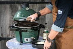 Big Green Egg MiniMax Keramikgrill Starter - Paket -GrillProfi Verkaufs-Shop Big Green Egg MiniMax Tischgrill Kompakt 1