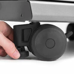 Broil King Imperial S590 PRO IR Gasgrill - Modell 2023 - SMART Deal Inkl. Grillfürst Grill Control Mit Companion Device Und Einstichthermometer 39 Broil King Imperial S590 PRO IR Gasgrill - Modell 2023 - SMART Deal Inkl. Grillfürst Grill Control Mit Companion Device Und Einstichthermometer -GrillProfi Verkaufs-Shop Broil King Imperial S 590 IR Rolle feststellbar 1