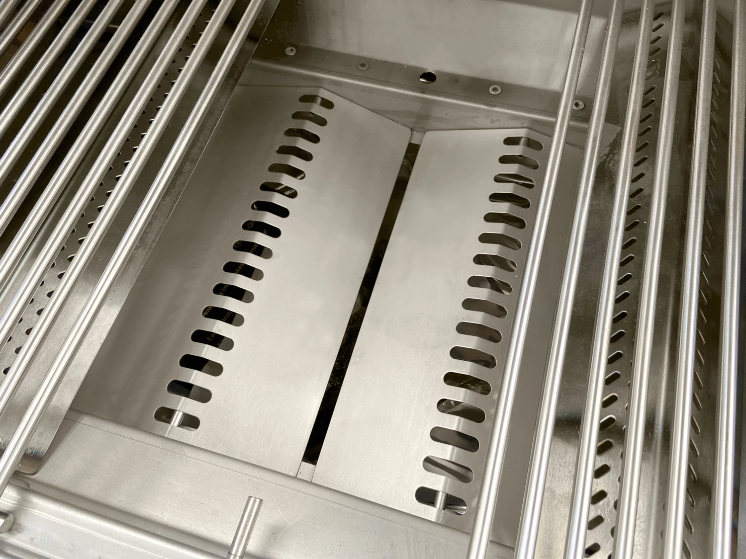 BULL Brahma Gasgrill - Einbaugrill Mit Backburner Und Rotisserie 6 BULL Brahma Gasgrill - Einbaugrill Mit Backburner Und Rotisserie – Bild 4