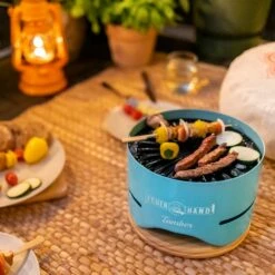 Feuerhand Tischgrill Tamber Lichtgrün -GrillProfi Verkaufs-Shop Feuerhand Tamber Tischgrill Lichtgruen Lifestyle