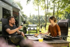 Grillfürst G201E 2-Brenner Gasgrill Portabel V2 - Campinggrill / Balkongrill 50mbar - Inkl. Untergestell 41 Grillfürst G201E 2-Brenner Gasgrill Portabel V2 - Campinggrill / Balkongrill 50mbar - Inkl. Untergestell -GrillProfi Verkaufs-Shop Grillfuerst Campinggrill G201E Gasgrill