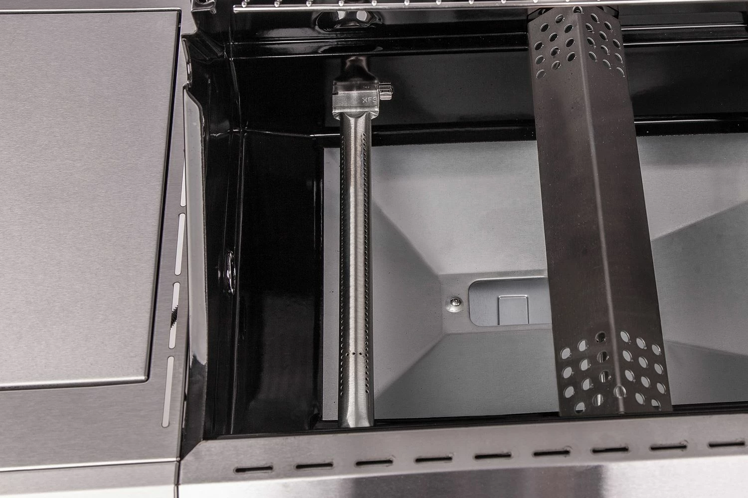 Grillfürst G520E 5-Brenner Gasgrill - Eintracht Frankfurt Edition - Edelstahlroste 13 Grillfürst G520E 5-Brenner Gasgrill - Eintracht Frankfurt Edition - Edelstahlroste – Bild 11