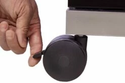 Grillfürst G410G 4-Brenner Gasgrill Mit Hochtemperaturbrenner Und Gusseisen Rosten - X-DEAL Inkl. Zubehörpaket 37 Grillfürst G410G 4-Brenner Gasgrill Mit Hochtemperaturbrenner Und Gusseisen Rosten - X-DEAL Inkl. Zubehörpaket -GrillProfi Verkaufs-Shop Grillfuerst Gasgrill G410G Lenkrollen mit Feststellbremse