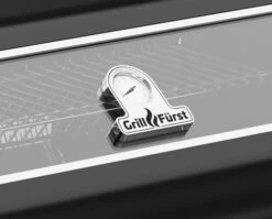 Grillfürst G520E 5-Brenner Gasgrill Mit Hochtemperaturbrenner, Heckbrenner Und Edelstahl Rosten - X-DEAL Inkl. Zubehörpaket -GrillProfi Verkaufs-Shop Grillfuerst Gasgrill G520E Deckelthermometer