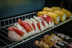 Grillfürst G750E 7-Brenner Doppelkammer - Gasgrill - Eintracht Frankfurt Edition - Edelstahlroste -GrillProfi Verkaufs-Shop Grillfuerst Gasgrill Warmhalterost 17