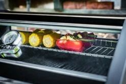 Grillfürst G620G 6-Brenner Gasgrill - Eintracht Frankfurt Edition - Gusseisenroste -GrillProfi Verkaufs-Shop Grillfuerst Gasgrill Warmhalterost Sichtfenster 2