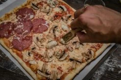 Grillfürst Pizzastein Eckig 40 X 30 Cm Mit Pizzablech -GrillProfi Verkaufs-Shop Grillfuerst Pizza Blech eckig