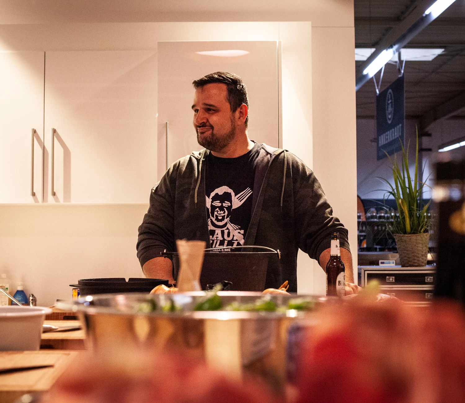 Grillfürst Dutch Oven BBQ Edition DO4 - Klaus Grillt Sonderedition 4 Grillfürst Dutch Oven BBQ Edition DO4 - Klaus Grillt Sonderedition – Bild 2