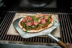 Grillfürst G620G 6-Brenner Gasgrill - 1. FC Köln Edition - Gusseisenroste -GrillProfi Verkaufs-Shop Koeln Grill Edelstahlroste Pizza backen 8