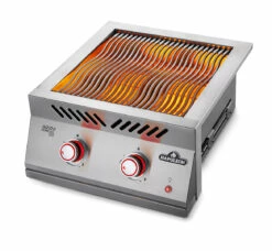 Napoleon 700-Series Einbau Doppel Sizzle Zone BIB18 Mit Safety Glow™ - Modell 2023 -GrillProfi Verkaufs-Shop Napoleon Einbau Sizzle Zone gross Keramikbrenner