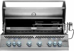 Napoleon 700-Series 44" BIG44 Edelstahl Einbaugrill Inkl. Drehspieß - Modell 2023 -GrillProfi Verkaufs-Shop Napoleon Einbaugrill BIG44 Rotisserie rechts