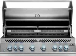 Napoleon 700-Series 44" BIG44 Edelstahl Einbaugrill Inkl. Drehspieß - Modell 2023 -GrillProfi Verkaufs-Shop Napoleon Einbaugrill BIG44 Warmhalterost vorne
