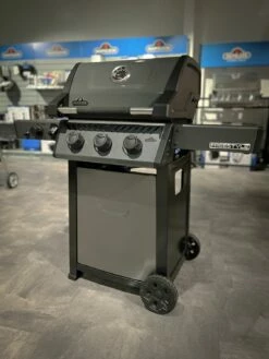 Napoleon Freestyle 365 Gasgrill, Graphit - Mit Sizzle Zone - Modell 2023 -GrillProfi Verkaufs-Shop Napoleon Freestyle 365