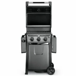 Napoleon Freestyle 365 Gasgrill, Graphit - Modell 2023 - X-DEAL Inkl. Abdeckhaube Und Gussplatte -GrillProfi Verkaufs-Shop Napoleon Freestyle 365 Gasgrill front Deckel offen