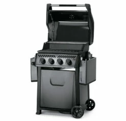 Napoleon Freestyle 425 Gasgrill, Graphit - Modell 2023 - X-DEAL Inkl. Abdeckhaube Und Gussplatte 22 Napoleon Freestyle 425 Gasgrill, Graphit - Modell 2023 - X-DEAL Inkl. Abdeckhaube Und Gussplatte -GrillProfi Verkaufs-Shop Napoleon Freestyle 425 Gasgrill Side Deckel offen
