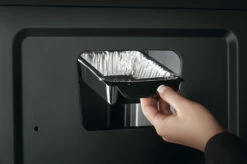 Napoleon Freestyle 365 Gasgrill, Graphit - Mit Sizzle Zone Und Tür - Modell 2023 NEU 25 Napoleon Freestyle 365 Gasgrill, Graphit - Mit Sizzle Zone Und Tür - Modell 2023 NEU -GrillProfi Verkaufs-Shop Napoleon Freestyle Fettauffangwanne