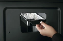 Napoleon Freestyle 365 Gasgrill, Graphit - Modell 2023 -GrillProfi Verkaufs-Shop Napoleon Freestyle Fettschale 5