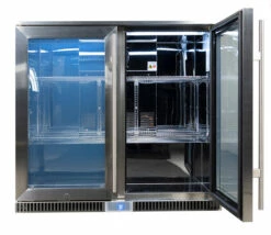 Napoleon Outdoor - Kühlschrank, 210 Liter, 2-türig Mit Doppelverglasung Und LED Beleuchtung - Wasserdicht Nach IP24 -GrillProfi Verkaufs-Shop Napoleon Outdoor Kueche Kuehlschrank leer Tuer offen rechts