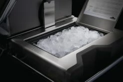 Napoleon Prestige Pro 665-3 Edelstahl Gasgrill, Erdgas Inkl. Drehspieß - Modell 2023 -GrillProfi Verkaufs-Shop Napoleon Prestige Pro 665 Eisfach