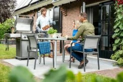 Napoleon Rogue SE 425 Edelstahl Gasgrill Mit Sizzle Zone Und Heckbrenner - Modell 2023 35 Napoleon Rogue SE 425 Edelstahl Gasgrill Mit Sizzle Zone Und Heckbrenner - Modell 2023 -GrillProfi Verkaufs-Shop Napoleon Rogue SE 425 Gasgrill Edelstahl Lifestyle