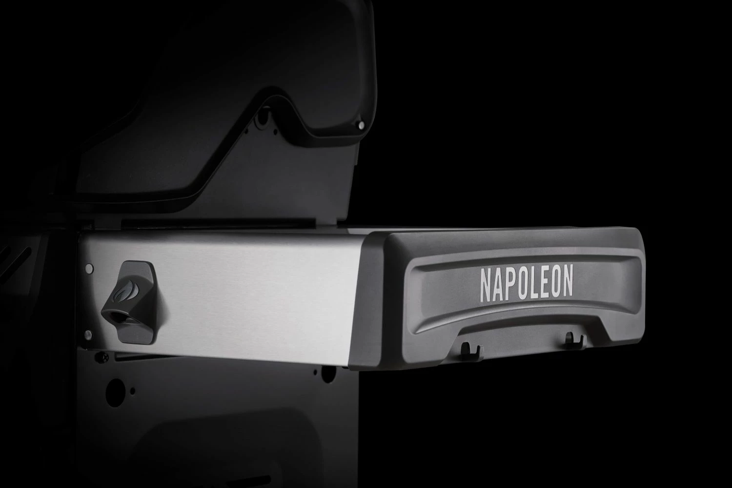 Napoleon Rogue SE 425 Gasgrill, Schwarz Mit Gussrosten - Hero Modell 2023 Inkl. Drehspieß - SMART Deal Inkl. Grillfürst Grill Control 10 Napoleon Rogue SE 425 Gasgrill, Schwarz Mit Gussrosten - Hero Modell 2023 Inkl. Drehspieß - SMART Deal Inkl. Grillfürst Grill Control – Bild 8