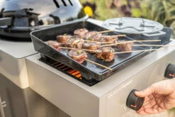 Outdoorchef Plancha Für Blazing Zone / Cooking Zone Für Davos/Arosa/Lugano Evo -GrillProfi Verkaufs-Shop Outdoorchef Arosa 570 G Blazing Zone Plancha klein