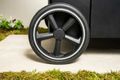 Outdoorchef Gas Kugelgrill Arosa 570 G Evo Black Style -GrillProfi Verkaufs-Shop Outdoorchef Arosa Gas Kugelgrill 570G EVO Black Style Laufraeder