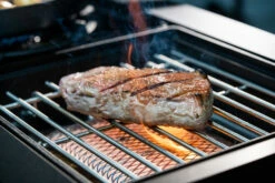 Outdoorchef Gas Kugelgrill Arosa 570 G Evo Black Style - Inkl. Blazing-/Cooking Zone Kit Plus Und Plancha -GrillProfi Verkaufs-Shop Outdoorchef Blazing Zone Arosa Nachruesten 1