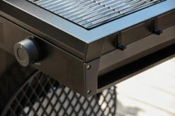 Outdoorchef Gas Kugelgrill Davos 570G Pro Mit Blazing Zone (Infrarotbrenner) & Abdeckhaube 22 Outdoorchef Gas Kugelgrill Davos 570G Pro Mit Blazing Zone (Infrarotbrenner) & Abdeckhaube -GrillProfi Verkaufs-Shop Outdoorchef Davos Blazing Zone Detail