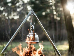 Petromax Teekessel Tk3 (5 Liter) 9 Petromax Teekessel Tk3 (5 Liter) -GrillProfi Verkaufs-Shop Petromax Edelstahl Teekessel 5000ml Lifestyle02