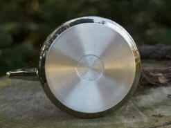 Petromax Teekessel Tk2 (3 Liter) -GrillProfi Verkaufs-Shop Petromax Edelstahl Teekessel tk2 Boden