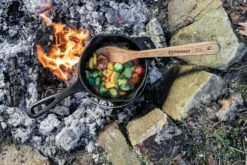 Petromax Gusseiserne Kasserolle Mit Deckel Kr1 -GrillProfi Verkaufs-Shop Petromax Kasserolle Gemuese zubereiten kr1