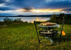 Petromax Pro-ft Set / 3-tlg. (Deckelheber, Kohleschale, Grillrost) 9 Petromax Pro-ft Set / 3-tlg. (Deckelheber, Kohleschale, Grillrost) -GrillProfi Verkaufs-Shop Petromax Pro FT Set Deckelhalter Grillrost Kohlenschale Anwendung