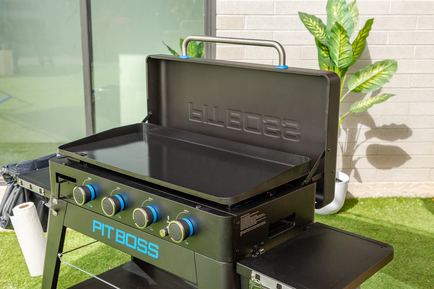 Pit Boss Plancha Grill Ultimate Plancha 4-Brenner - Mit Untergestell 15 Pit Boss Plancha Grill Ultimate Plancha 4-Brenner - Mit Untergestell – Bild 13