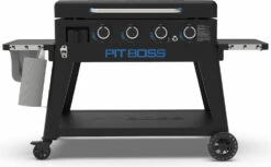 Pit Boss Plancha Grill Ultimate Plancha 4-Brenner - Mit Untergestell 27 Pit Boss Plancha Grill Ultimate Plancha 4-Brenner - Mit Untergestell -GrillProfi Verkaufs-Shop Pit Boss Planchagrill Ultimate 4 Brenner Seitenablagen
