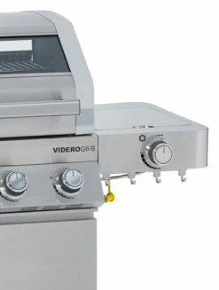 Rösle Edelstahl Gasgrill Videro G6-S VARIO+ - Limited Edition Modell 2023 - SMART Deal Inkl. Grillfürst Grill Control 17 Rösle Edelstahl Gasgrill Videro G6-S VARIO+ - Limited Edition Modell 2023 - SMART Deal Inkl. Grillfürst Grill Control -GrillProfi Verkaufs-Shop Roesle Videro 25528 G6 S Edelstahl Seitenkocher abklappbar
