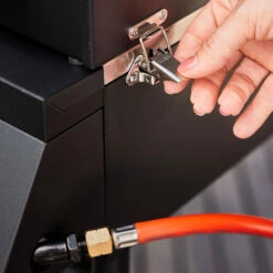 Rösle Gasgrill Videro Pro G2-P Campinggrill -GrillProfi Verkaufs-Shop Rosle Gasgrill Videro PRO G2 P Verschluss