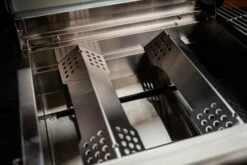 Grillfürst G201E 2-Brenner Gasgrill Portabel V2 - Campinggrill / Balkongrill 50mbar - Inkl. Untergestell 29 Grillfürst G201E 2-Brenner Gasgrill Portabel V2 - Campinggrill / Balkongrill 50mbar - Inkl. Untergestell -GrillProfi Verkaufs-Shop grillfuerst g201 flammenverteiler 2