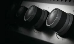 Napoleon Rogue XT 425 Edelstahl Gasgrill Mit Sizzle Zone - Modell 2023 -GrillProfi Verkaufs-Shop napoleon rogue gasgrill drehregler edelstahl