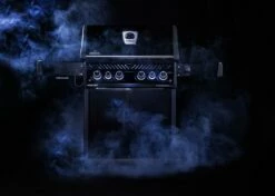 Napoleon Rogue SE 525 Gasgrill - All-black - Mit Sizzle Zone Und Heckbrenner - Grillfürst Edition Inkl. Abdeckhaube Im Karton + Gussplatte - Modell 2022 -GrillProfi Verkaufs-Shop napoleon rogue se all black limited 2