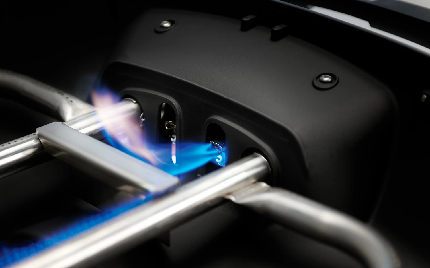 Napoleon TravelQ PRO285 Kompakt Gasgrill Schwarz Mit Klappbarem Wagen - Modell 2023 5 Napoleon TravelQ PRO285 Kompakt Gasgrill Schwarz Mit Klappbarem Wagen - Modell 2023 – Bild 3