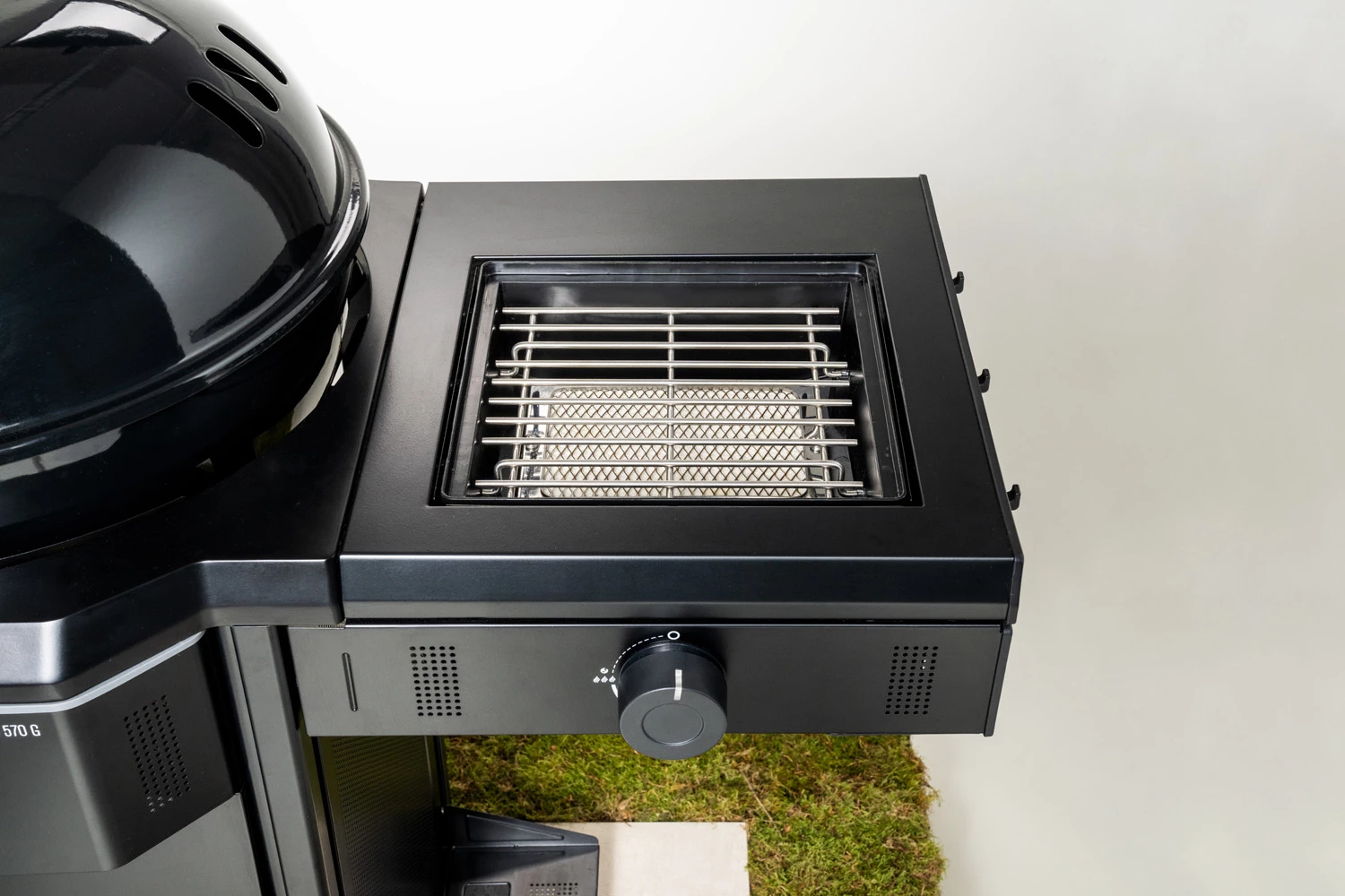 Outdoorchef Gas Kugelgrill Davos 570G Pro Mit Blazing Zone (Infrarotbrenner) & Abdeckhaube 15 Outdoorchef Gas Kugelgrill Davos 570G Pro Mit Blazing Zone (Infrarotbrenner) & Abdeckhaube – Bild 13