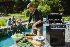 Outdoorchef Dualchef 325 G Gasgrill Mit Seitenkocher 21 Outdoorchef Dualchef 325 G Gasgrill Mit Seitenkocher -GrillProfi Verkaufs-Shop outdoorchef dualchef 325 g grillparty 18 700 0