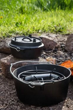 Petromax Feuertopf Deckelhalter Pro-ft Dutch Oven Zubehör 25 Petromax Feuertopf Deckelhalter Pro-ft Dutch Oven Zubehör -GrillProfi Verkaufs-Shop petromax feuertopf deckelhalter aufbewahren