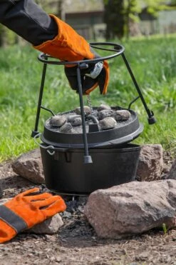 Petromax Feuertopf Deckelhalter Pro-ft Dutch Oven Zubehör 21 Petromax Feuertopf Deckelhalter Pro-ft Dutch Oven Zubehör -GrillProfi Verkaufs-Shop petromax feuertopf deckelhalter einsatz